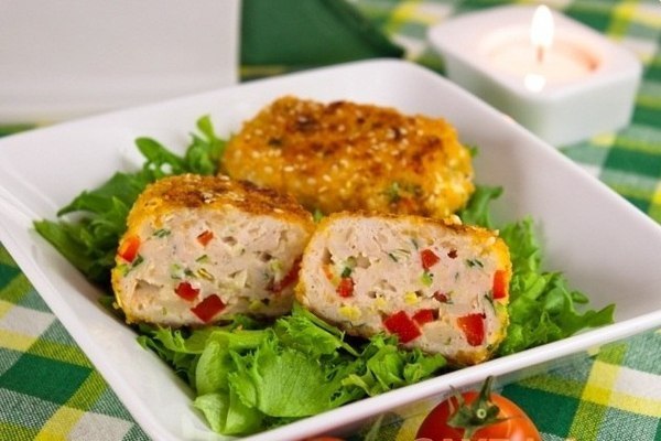 Диетические, легкие и вкусные котлеты со сладким перцем