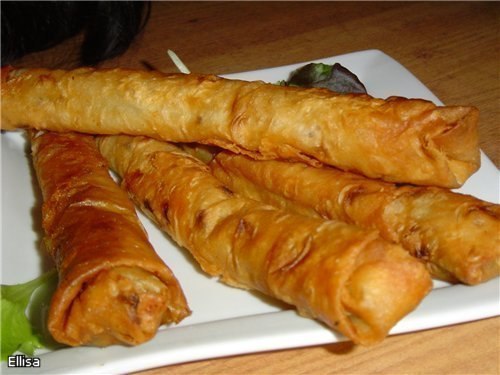 ГОРЯЧАЯ ЗАКУСКА ИЗ ЛАВАША