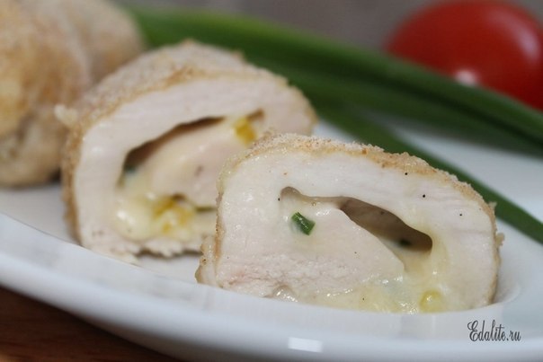 Куриные рулетики с сырной начинкой