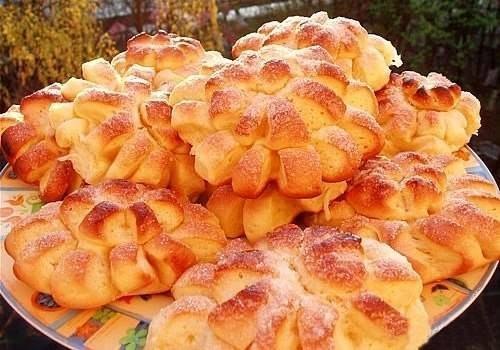Плюшки с корицей "Хризантемы"