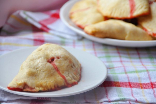 Вареники с клубникой