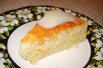 Очень вкусный и сочный манно-яблочный пирог