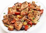 Запеченная курица с овощами
