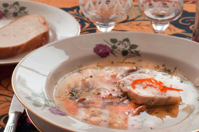Суп с фарфель и шампиньонами