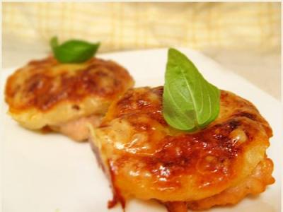 Свинина, запеченная с ананасами